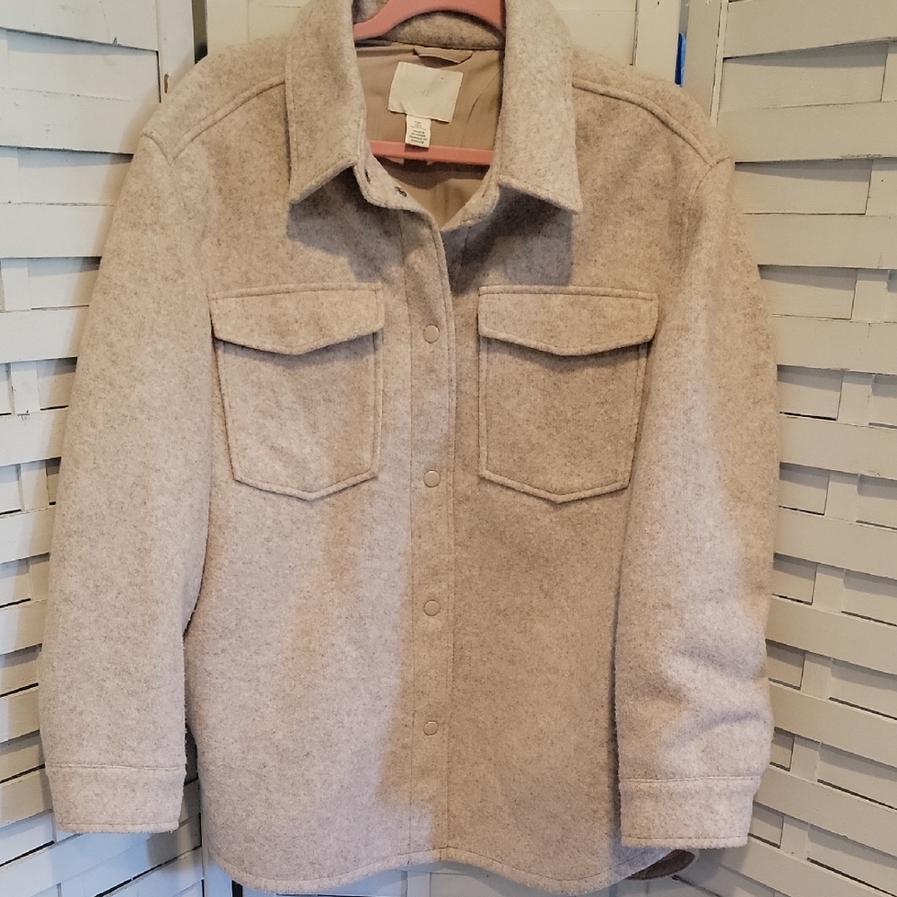 H&M Tan And Gray Fully Lined Shacket Jacket Button Down Size Large